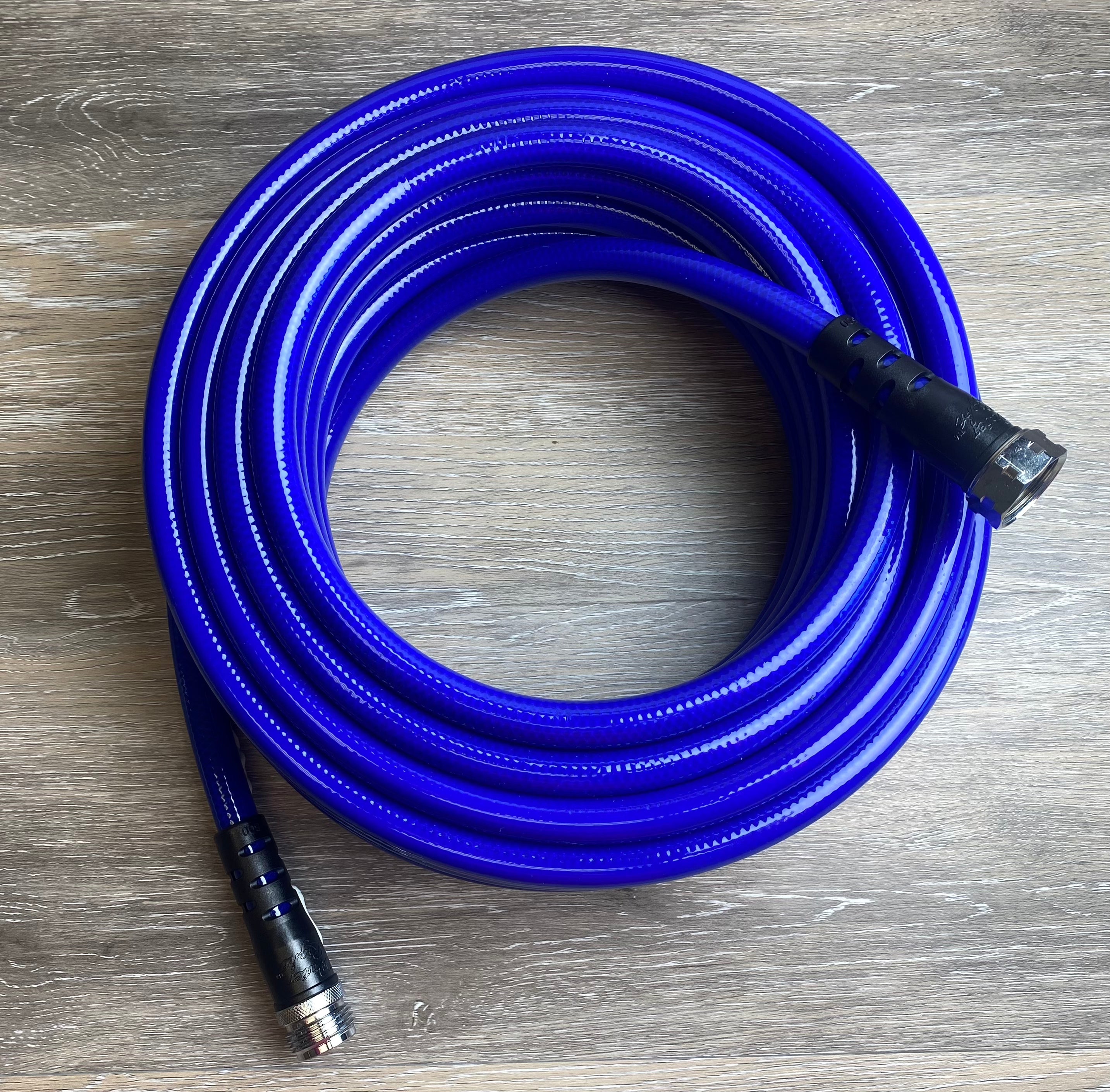 The Travel Hose 1/2" (550 Series)
